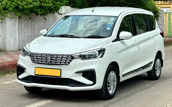 Maruti Ertiga AC Taxi in Jaipur for Family Tours